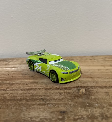 Disney pixar cars chase - 3,