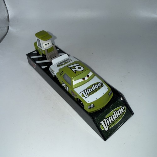Disney pixar cars vitole pit - vitole,